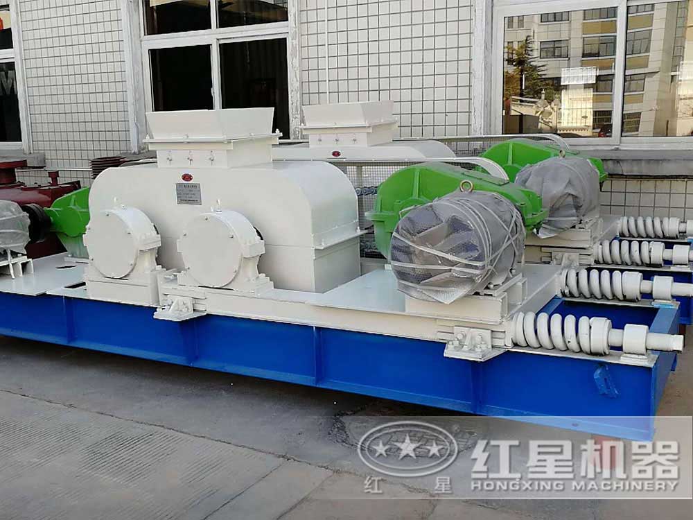 四輥破碎機效能高作業(yè)、噪音小