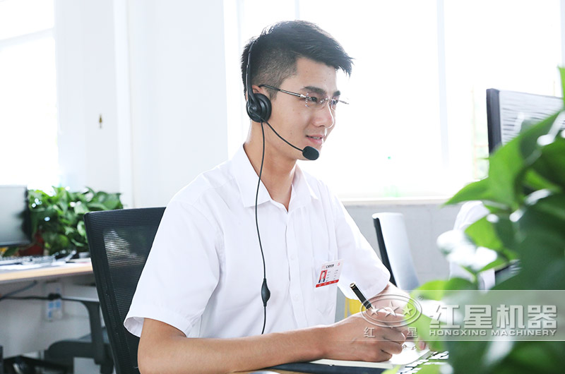 24小時(shí)客服接待，隨時(shí)待命解決用戶疑惑